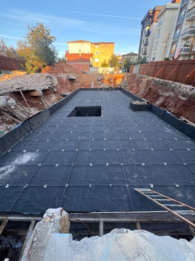 Metro Kent Evleri Su Yalıtımı İçin Membran Döşeme Çalışmaları