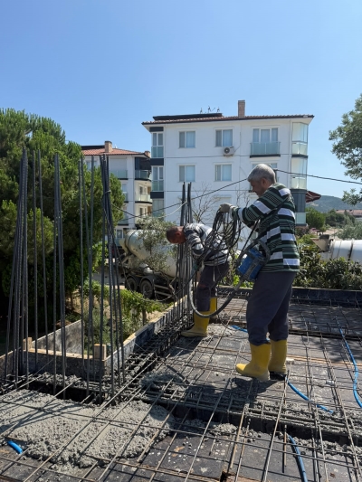 1. Kat Tabliye Beton Dökümü