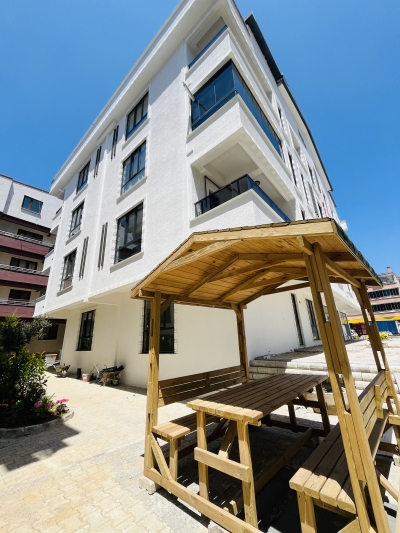 Erdem İnşaat Sahil Evleri A Blok Bina ve Çevre Düzeni